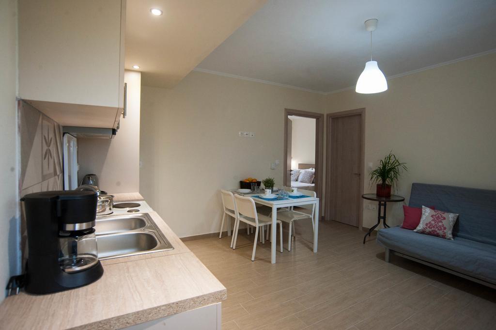 Vanessa'S Rooms & Apartments Kanali  Exterior photo