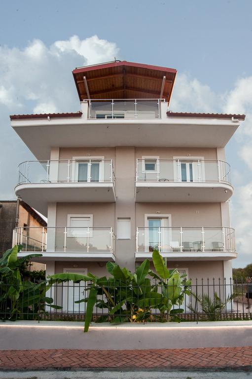 Vanessa'S Rooms & Apartments Kanali  Exterior photo